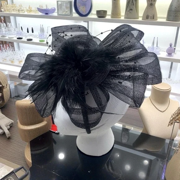Fascinators Hat Women Tea Party Headband Flower Cocktail Mesh One Size Black NIP - Picture 4 of 9
